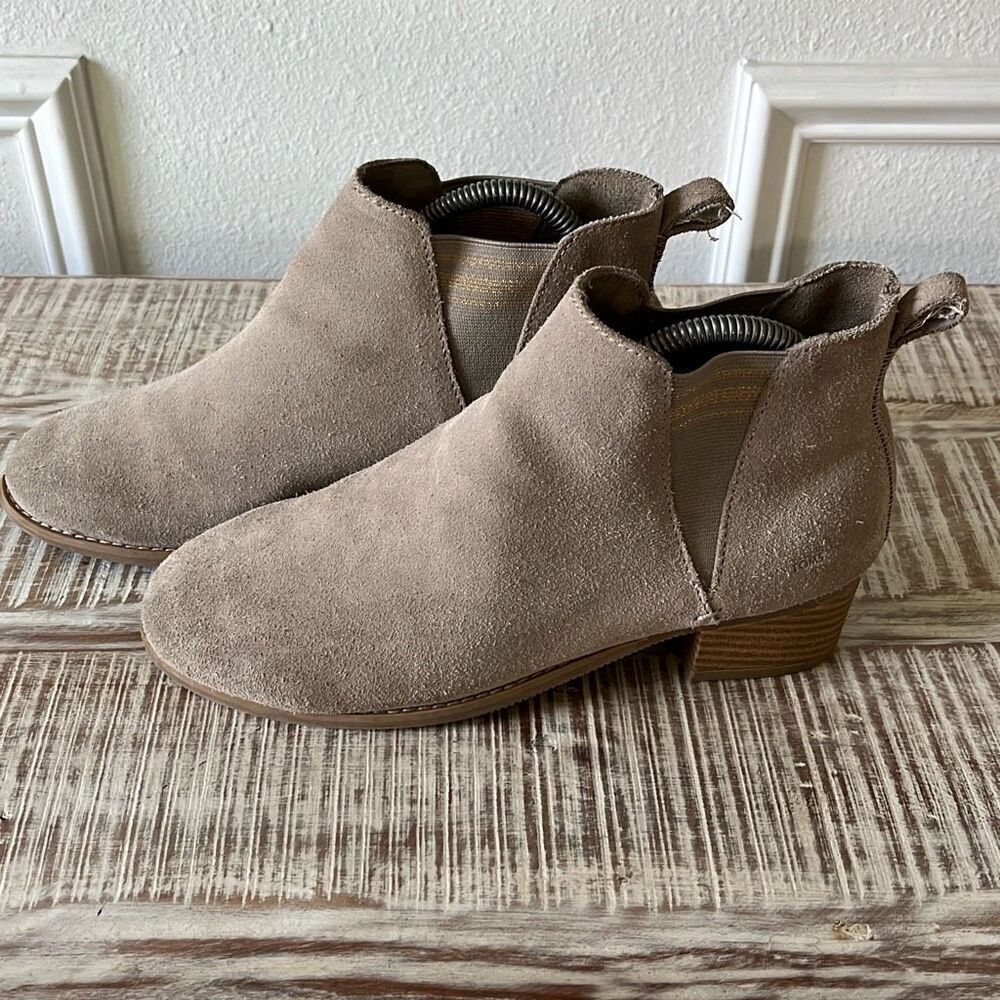 Toms Women Taupe/Grey Suede Slip On Bootie With Block Wood Heel size 6
